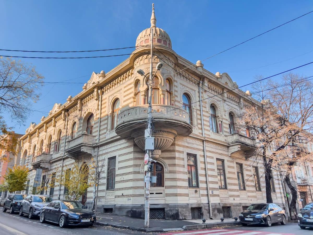 Sofiko Apartment In A Legendary Building Tbilisi Eksteriør bilde