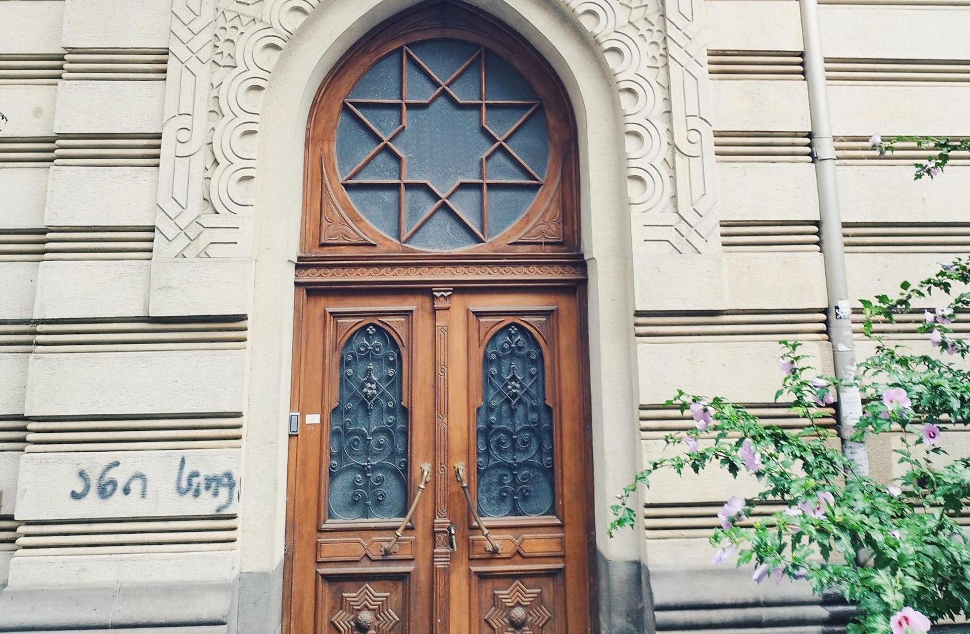 Sofiko Apartment In A Legendary Building Tbilisi Eksteriør bilde